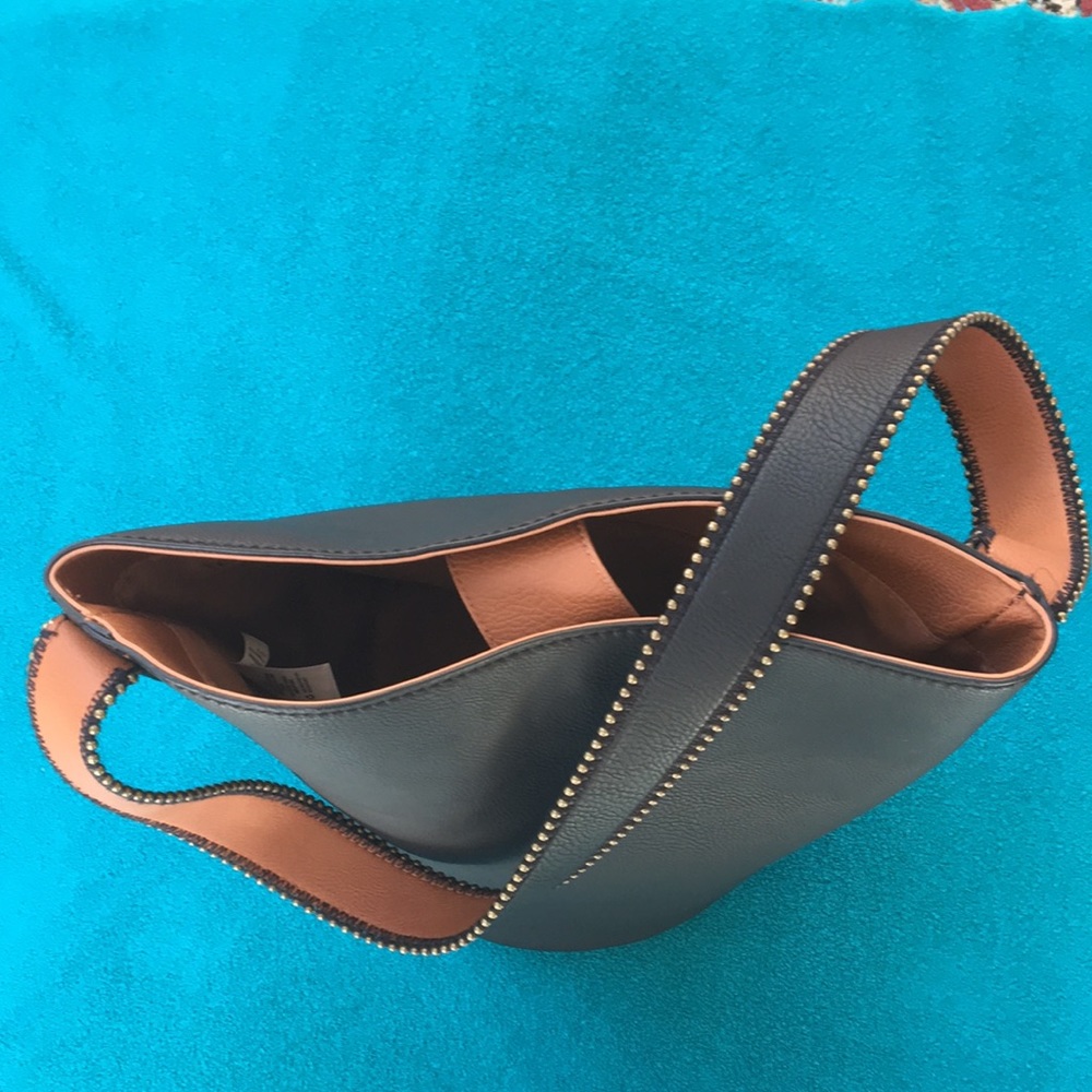 Universal Threads Bag - Picture 4 of 7